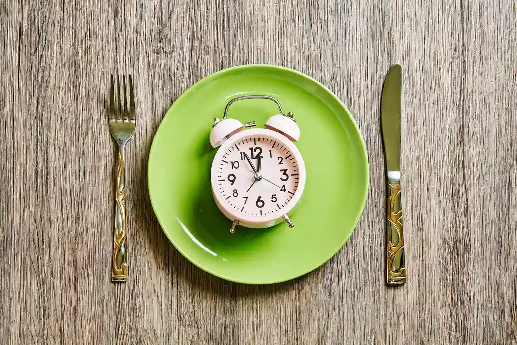 Is 16-8 Fasting for You? Intermittent Fasting 101